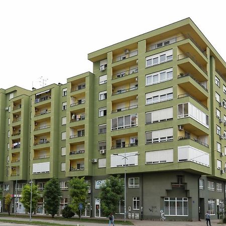 Apartment Promenada 30 Novi Sad Exterior photo